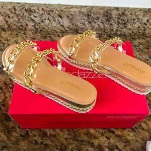 ⭐️Gorgeous gold summer sandals ⭐️